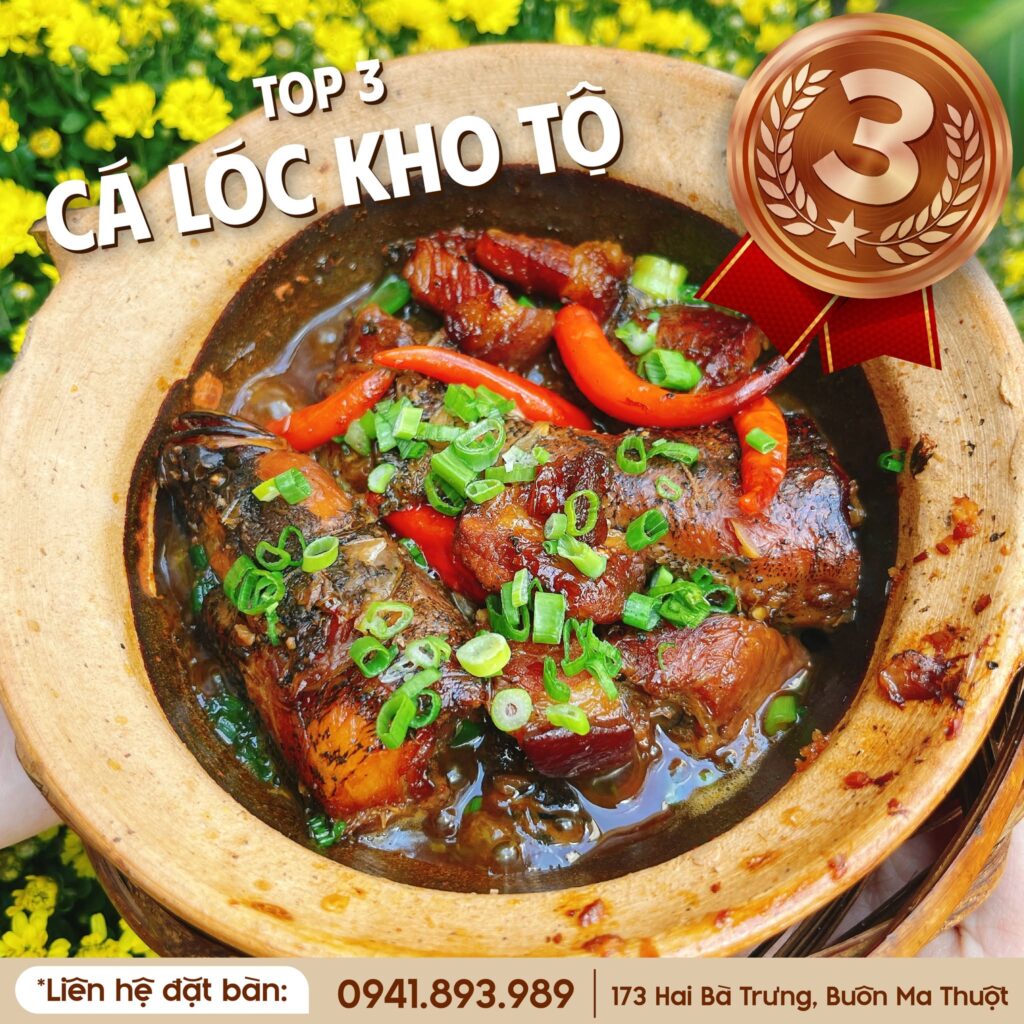 Cá lóc kho tộ tại Cơm Niêu Phố Cổ